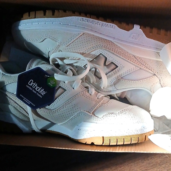 550 new balance shoes - Picture 1 of 4